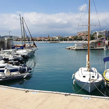 4 Pers Parking Bord De Terrasse Clim Cagnes-sur-Mer